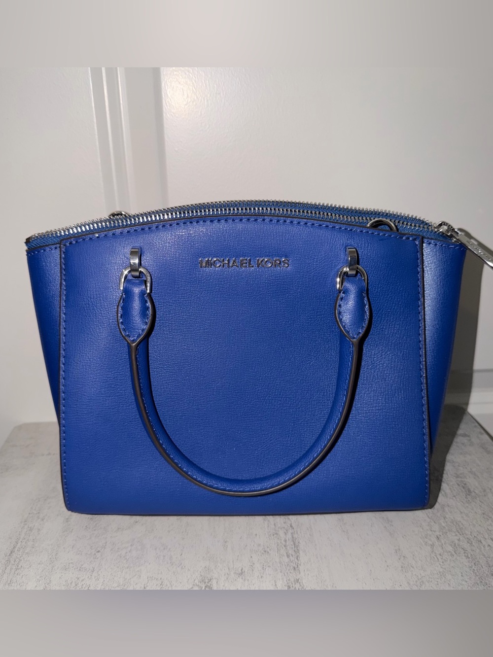 Michael Kors Ellis small conv satchel